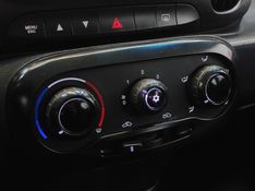 Fiat MOBI 1.0 EVO FLEX LIKE MANUAL 2023/2024 BETIOLO NOVOS E SEMINOVOS LAJEADO / Carros no Vale