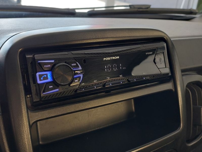 Fiat MOBI 1.0 EVO FLEX LIKE MANUAL 2022/2022 BETIOLO NOVOS E SEMINOVOS LAJEADO / Carros no Vale