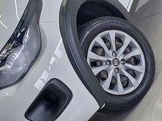 Fiat MOBI 1.0 EVO FLEX LIKE MANUAL 2023/2023 BETIOLO NOVOS E SEMINOVOS LAJEADO / Carros no Vale