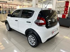 Fiat MOBI 1.0 EVO FLEX LIKE MANUAL 2022/2023 BETIOLO NOVOS E SEMINOVOS LAJEADO / Carros no Vale