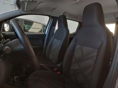 Fiat MOBI 1.0 EVO FLEX LIKE MANUAL 2022/2022 BETIOLO NOVOS E SEMINOVOS LAJEADO / Carros no Vale