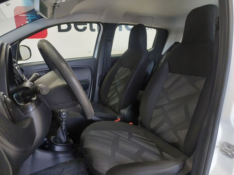 Fiat MOBI 1.0 EVO FLEX LIKE MANUAL 2023/2024 BETIOLO NOVOS E SEMINOVOS LAJEADO / Carros no Vale