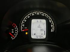 Fiat MOBI 1.0 EVO FLEX LIKE MANUAL 2022/2023 BETIOLO NOVOS E SEMINOVOS LAJEADO / Carros no Vale