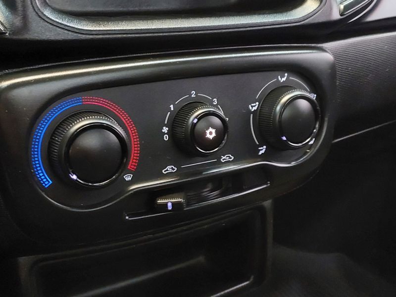 Fiat STRADA 1.4 FIRE FLEX ENDURANCE CS MANUAL 2022/2023 BETIOLO NOVOS E SEMINOVOS LAJEADO / Carros no Vale