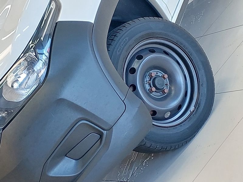 Fiat STRADA 1.4 FIRE FLEX ENDURANCE CS MANUAL 2022/2023 BETIOLO NOVOS E SEMINOVOS LAJEADO / Carros no Vale