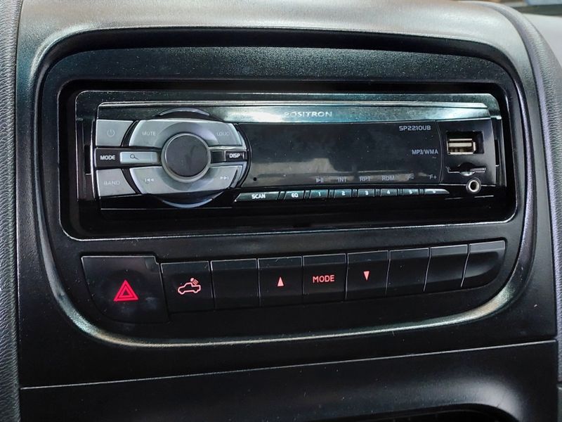 Fiat STRADA 1.4 MPI HARD WORKING CS 8V FLEX 2P MANUAL 2017/2018 BETIOLO NOVOS E SEMINOVOS LAJEADO / Carros no Vale