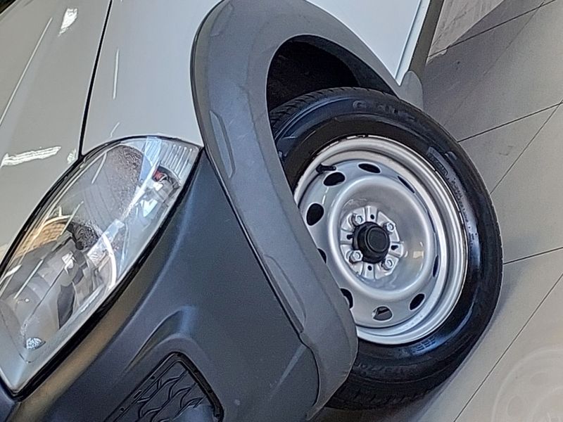 Fiat STRADA 1.4 MPI HARD WORKING CS 8V FLEX 2P MANUAL 2018/2018 BETIOLO NOVOS E SEMINOVOS LAJEADO / Carros no Vale