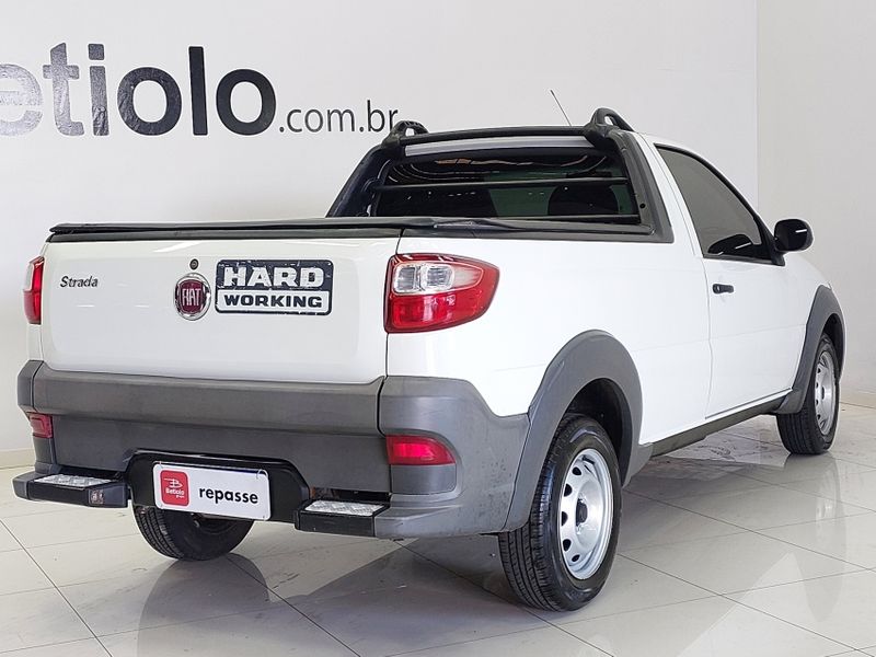 Fiat STRADA 1.4 MPI HARD WORKING CS 8V FLEX 2P MANUAL 2018/2018 BETIOLO NOVOS E SEMINOVOS LAJEADO / Carros no Vale