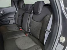 Fiat TORO 1.3 TURBO 270 FLEX FREEDOM AT6 2024/2024 BETIOLO NOVOS E SEMINOVOS LAJEADO / Carros no Vale