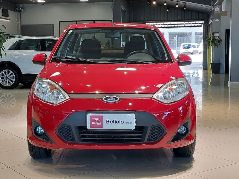 Ford FIESTA 1.6 SE SEDAN 16V FLEX 4P MANUAL 2013/2014 BETIOLO NOVOS E SEMINOVOS LAJEADO / Carros no Vale