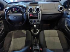Ford FIESTA 1.6 SE SEDAN 16V FLEX 4P MANUAL 2013/2014 BETIOLO NOVOS E SEMINOVOS LAJEADO / Carros no Vale