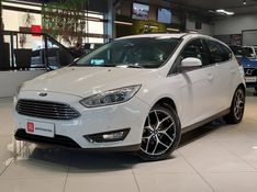 Ford FOCUS 2.0 TITANIUM PLUS 16V FLEX 4P POWERSHIFT 2016/2016 BETIOLO NOVOS E SEMINOVOS LAJEADO / Carros no Vale