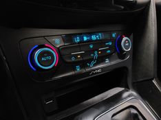 Ford FOCUS 2.0 TITANIUM PLUS 16V FLEX 4P POWERSHIFT 2016/2016 BETIOLO NOVOS E SEMINOVOS LAJEADO / Carros no Vale