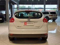 Ford FOCUS 2.0 TITANIUM PLUS 16V FLEX 4P POWERSHIFT 2016/2016 BETIOLO NOVOS E SEMINOVOS LAJEADO / Carros no Vale