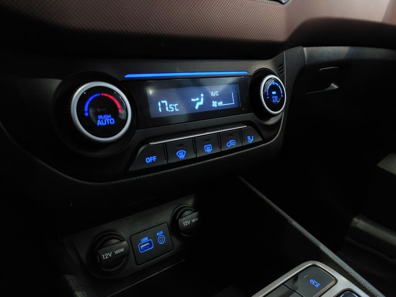 Hyundai CRETA 2.0 16V FLEX PRESTIGE AUTOMÁTICO 2017/2017 BETIOLO NOVOS E SEMINOVOS LAJEADO / Carros no Vale