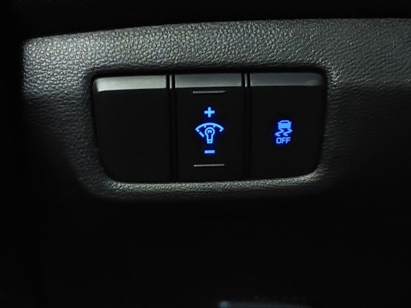 Hyundai CRETA 2.0 16V FLEX PRESTIGE AUTOMÁTICO 2017/2017 BETIOLO NOVOS E SEMINOVOS LAJEADO / Carros no Vale