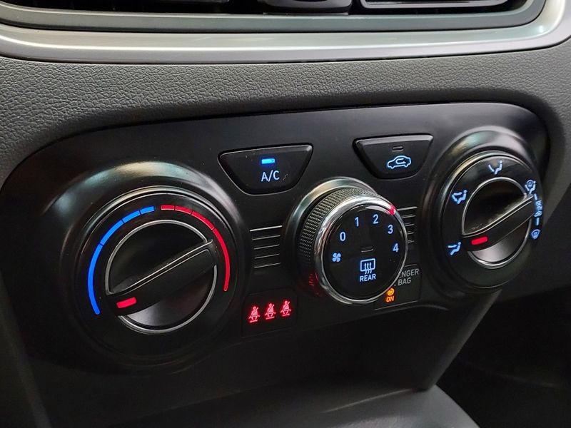 Hyundai HB20S 1.0 12V FLEX LIMITED PLUS MANUAL 2024/2025 BETIOLO NOVOS E SEMINOVOS LAJEADO / Carros no Vale