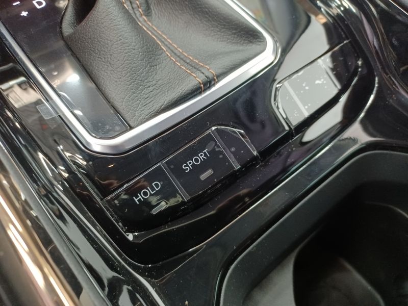 JEEP COMMANDER 1.3 T270 TURBO FLEX LIMITED AT6 2025/2026 BETIOLO NOVOS E SEMINOVOS LAJEADO / Carros no Vale