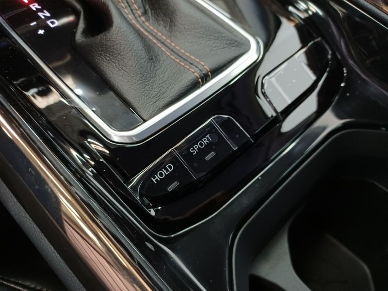 JEEP COMMANDER 1.3 T270 TURBO FLEX LIMITED AT6 2025/2026 BETIOLO NOVOS E SEMINOVOS LAJEADO / Carros no Vale