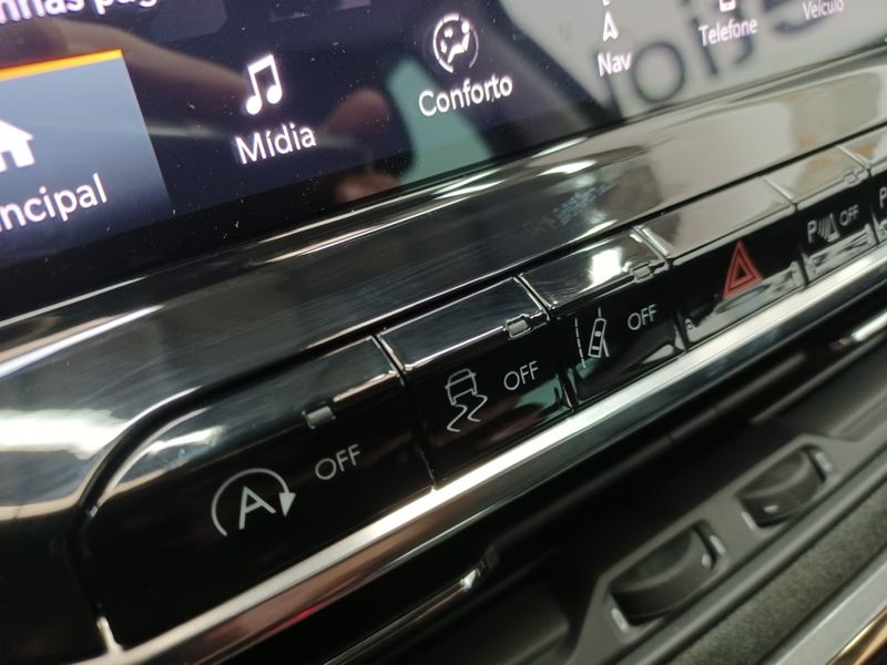 JEEP COMMANDER 1.3 T270 TURBO FLEX LIMITED AT6 2025/2026 BETIOLO NOVOS E SEMINOVOS LAJEADO / Carros no Vale