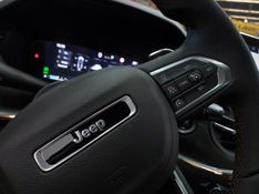 JEEP COMMANDER 1.3 T270 TURBO FLEX LIMITED AT6 2025/2026 BETIOLO NOVOS E SEMINOVOS LAJEADO / Carros no Vale