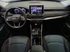 JEEP COMMANDER 1.3 T270 TURBO FLEX LIMITED AT6 2025/2026 BETIOLO NOVOS E SEMINOVOS LAJEADO / Carros no Vale