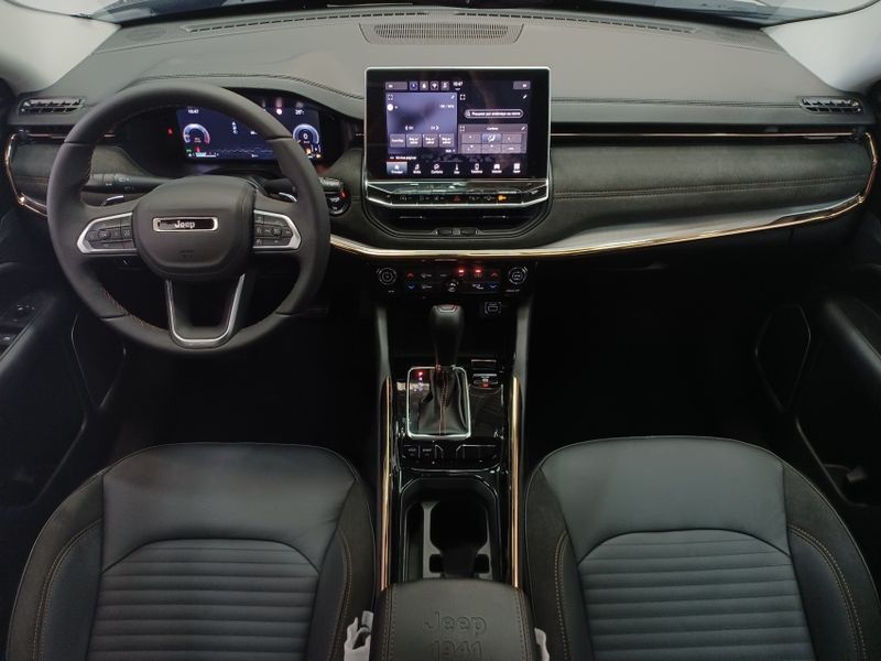 JEEP COMMANDER 1.3 T270 TURBO FLEX LIMITED AT6 2025/2026 BETIOLO NOVOS E SEMINOVOS LAJEADO / Carros no Vale