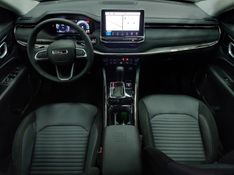 JEEP COMMANDER 1.3 T270 TURBO FLEX LIMITED AT6 2025/2026 BETIOLO NOVOS E SEMINOVOS LAJEADO / Carros no Vale