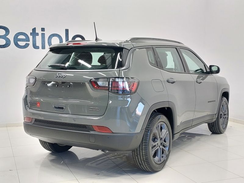 JEEP COMPASS 1.3 T270 TURBO FLEX LONGITUDE AT6 2025/2026 BETIOLO NOVOS E SEMINOVOS LAJEADO / Carros no Vale