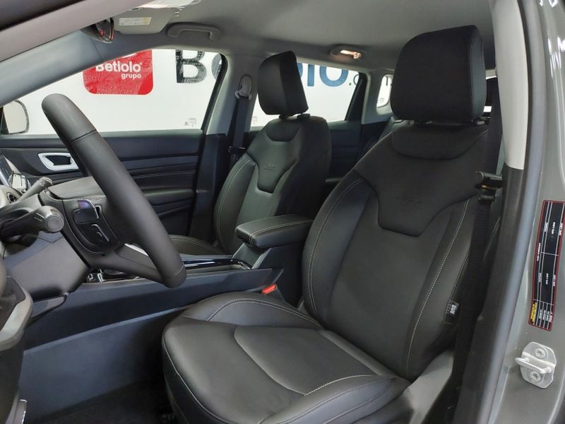 JEEP COMPASS 1.3 T270 TURBO FLEX LONGITUDE AT6 2025/2026 BETIOLO NOVOS E SEMINOVOS LAJEADO / Carros no Vale