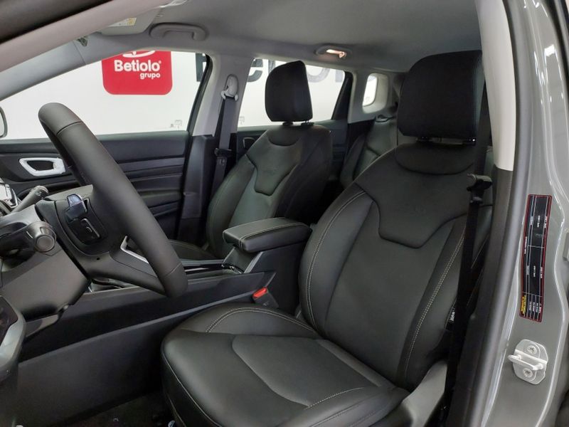 JEEP COMPASS 1.3 T270 TURBO FLEX LONGITUDE AT6 2025/2026 BETIOLO NOVOS E SEMINOVOS LAJEADO / Carros no Vale