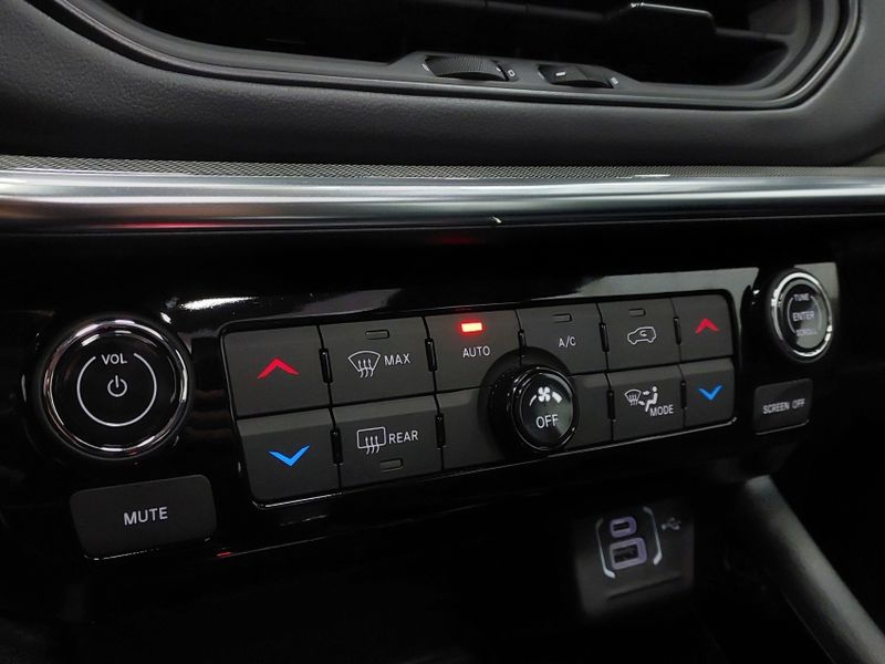 JEEP COMPASS 1.3 T270 TURBO FLEX S AT6 2025/2026 BETIOLO NOVOS E SEMINOVOS LAJEADO / Carros no Vale