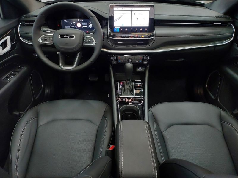 JEEP COMPASS 1.3 T270 TURBO FLEX S AT6 2025/2026 BETIOLO NOVOS E SEMINOVOS LAJEADO / Carros no Vale