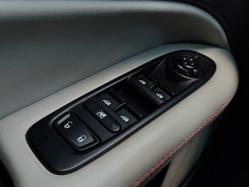 JEEP COMPASS 2.0 16V DIESEL LIMITED 4X4 AUTOMÁTICO 2017/2018 BETIOLO NOVOS E SEMINOVOS LAJEADO / Carros no Vale