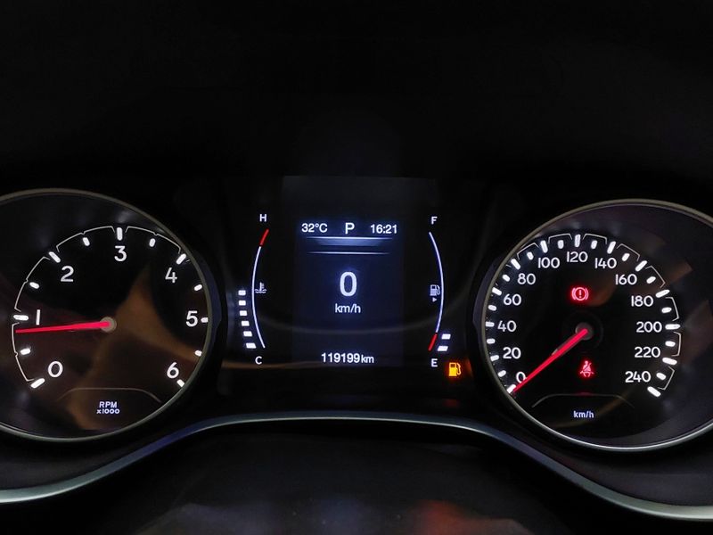 JEEP COMPASS 2.0 16V DIESEL LONGITUDE 4X4 AUTOMÁTICO 2018/2018 BETIOLO NOVOS E SEMINOVOS LAJEADO / Carros no Vale