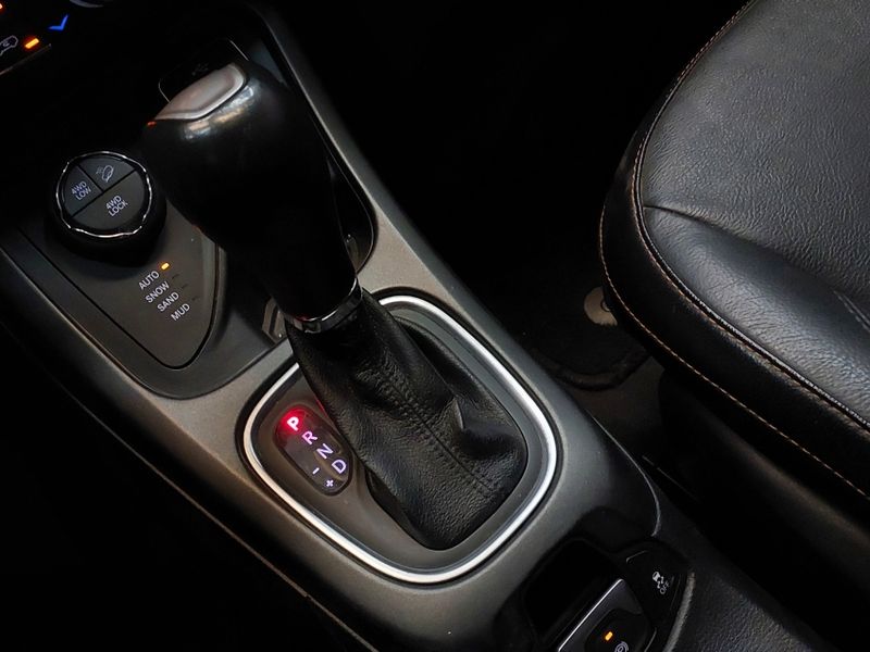 JEEP COMPASS 2.0 16V DIESEL LONGITUDE 4X4 AUTOMÁTICO 2018/2018 BETIOLO NOVOS E SEMINOVOS LAJEADO / Carros no Vale