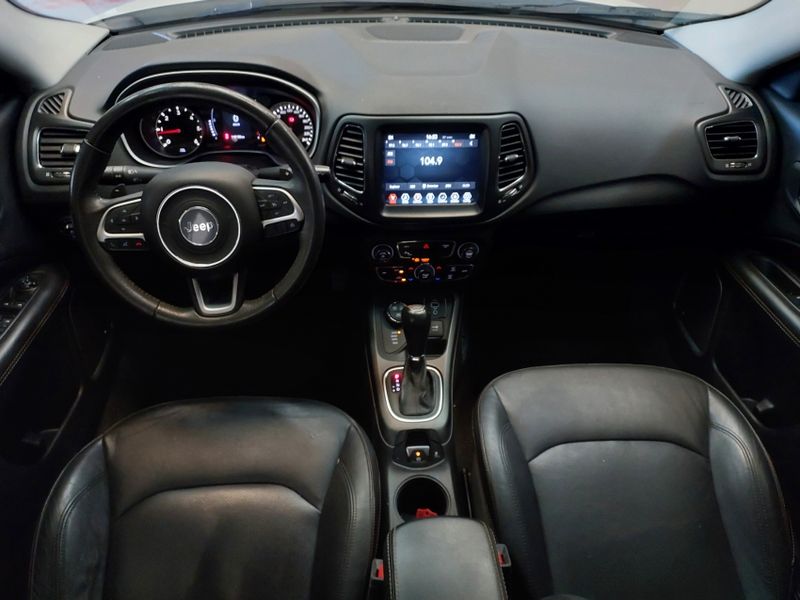 JEEP COMPASS 2.0 16V DIESEL LONGITUDE 4X4 AUTOMÁTICO 2018/2018 BETIOLO NOVOS E SEMINOVOS LAJEADO / Carros no Vale