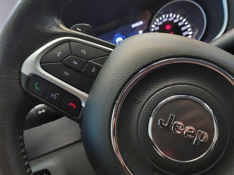 JEEP COMPASS 2.0 16V FLEX LIMITED AUTOMÁTICO 2017/2018 BETIOLO NOVOS E SEMINOVOS LAJEADO / Carros no Vale