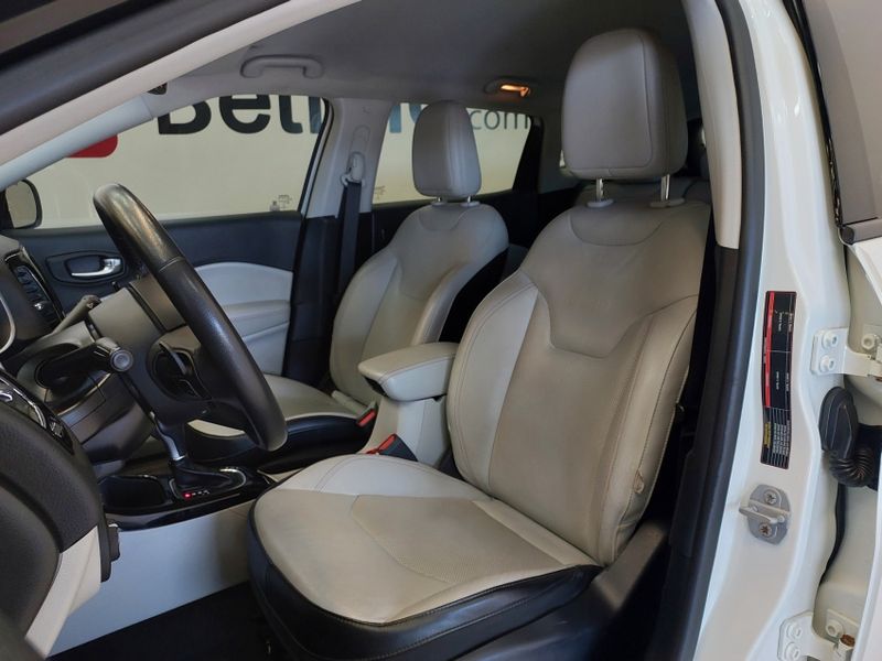 JEEP COMPASS 2.0 16V FLEX LIMITED AUTOMÁTICO 2017/2018 BETIOLO NOVOS E SEMINOVOS LAJEADO / Carros no Vale