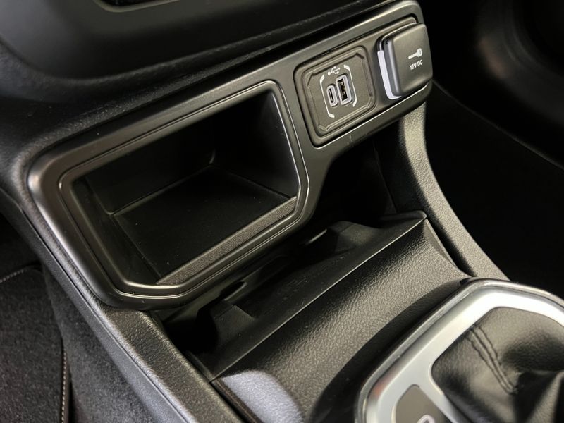 JEEP RENEGADE 1.3 T270 TURBO FLEX LONGITUDE AT6 2025/2026 BETIOLO NOVOS E SEMINOVOS LAJEADO / Carros no Vale