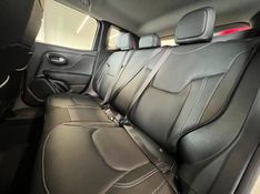 JEEP RENEGADE 1.3 T270 TURBO FLEX LONGITUDE AT6 2025/2026 BETIOLO NOVOS E SEMINOVOS LAJEADO / Carros no Vale