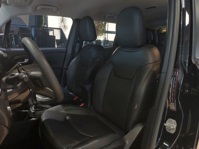 JEEP RENEGADE 1.3 T270 TURBO FLEX SPORT AT6 2022/2022 BETIOLO NOVOS E SEMINOVOS LAJEADO / Carros no Vale