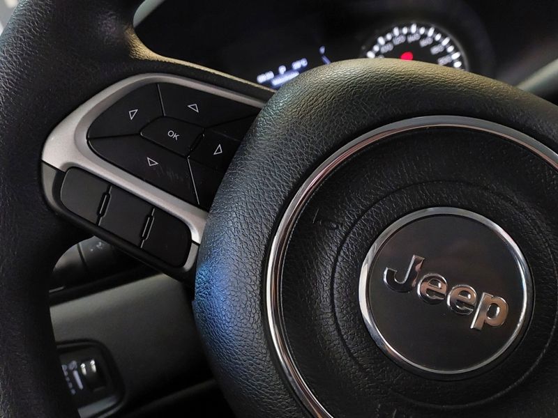 JEEP RENEGADE 1.8 16V FLEX 4P AUTOMÁTICO 2019/2020 BETIOLO NOVOS E SEMINOVOS LAJEADO / Carros no Vale