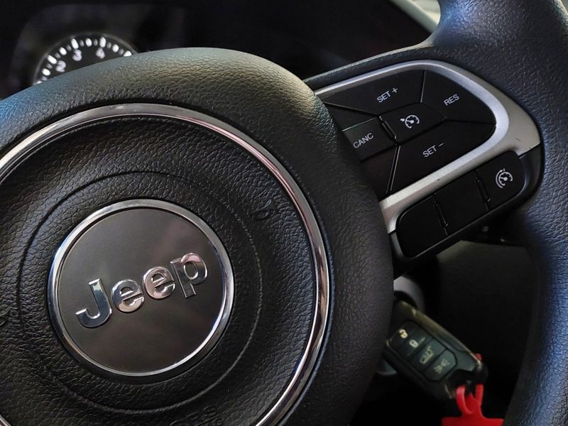 JEEP RENEGADE 1.8 16V FLEX 4P AUTOMÁTICO 2019/2020 BETIOLO NOVOS E SEMINOVOS LAJEADO / Carros no Vale