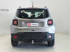 JEEP RENEGADE 2.0 16V TURBO DIESEL LONGITUDE 4P 4X4 AUTOMÁTICO 2018/2019 BETIOLO NOVOS E SEMINOVOS LAJEADO / Carros no Vale