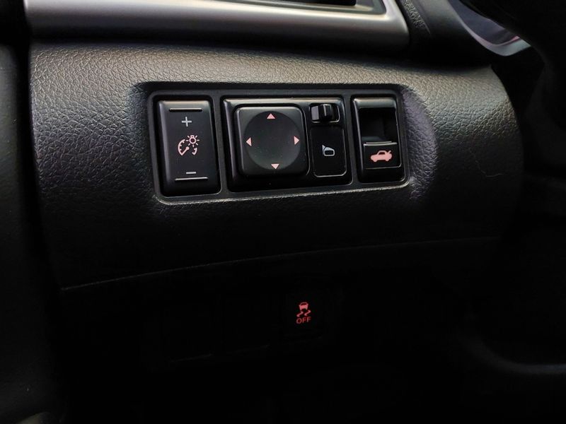 Nissan SENTRA 2.0 SV 16V FLEXSTART 4P AUTOMÁTICO 2018/2019 BETIOLO NOVOS E SEMINOVOS LAJEADO / Carros no Vale