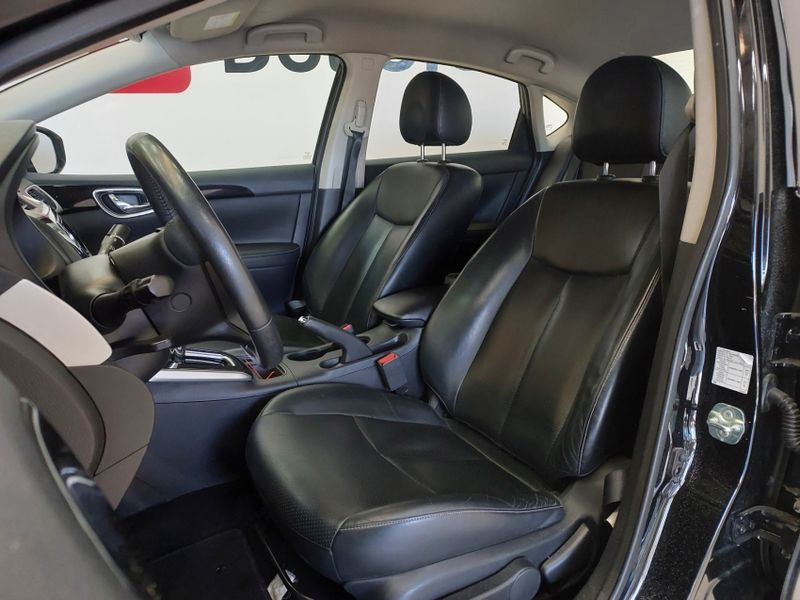 Nissan SENTRA 2.0 SV 16V FLEXSTART 4P AUTOMÁTICO 2018/2019 BETIOLO NOVOS E SEMINOVOS LAJEADO / Carros no Vale