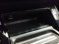 Peugeot 208 1.0 FIREFLY FLEX STYLE MANUAL 2023/2024 BETIOLO NOVOS E SEMINOVOS LAJEADO / Carros no Vale