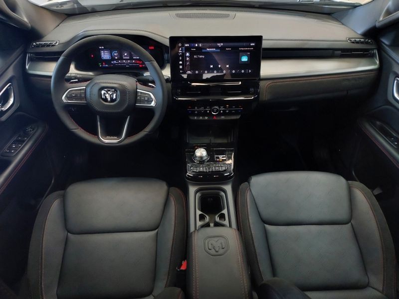 Ram RAMPAGE 2.0 HURRICANE 4 TURBO GASOLINA R/T 4X4 AUTOMÁTICO 2025/2026 BETIOLO NOVOS E SEMINOVOS LAJEADO / Carros no Vale