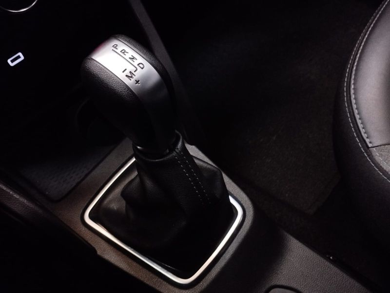 Renault DUSTER 1.6 16V SCE FLEX INTENSE X-TRONIC 2022/2023 BETIOLO NOVOS E SEMINOVOS LAJEADO / Carros no Vale